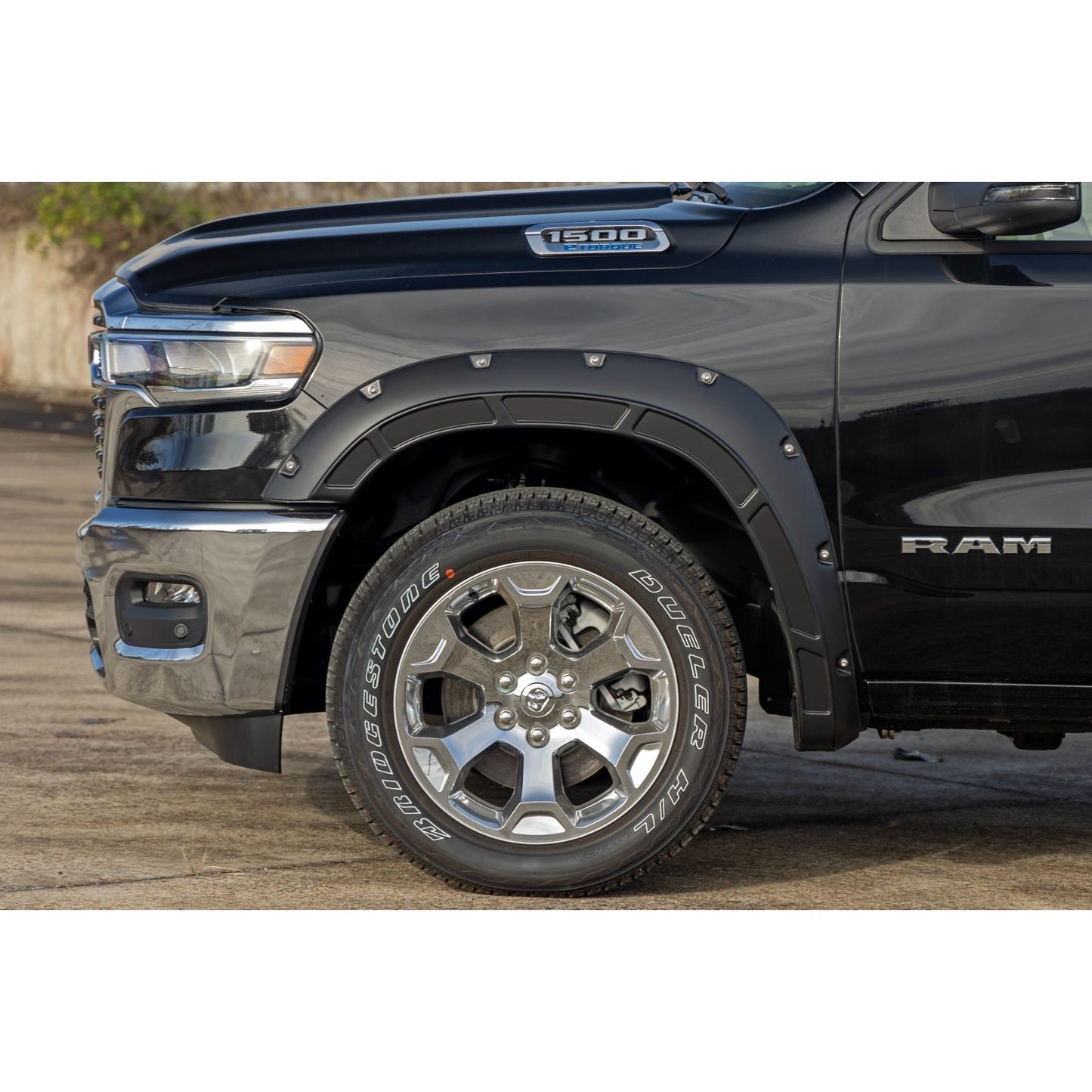 ROUGH COUNTRY | Defender Fender Flares  PSE Silver Zynith  Ram 1500 2WD/4WD (2025-2026) | A-D319205-PSE