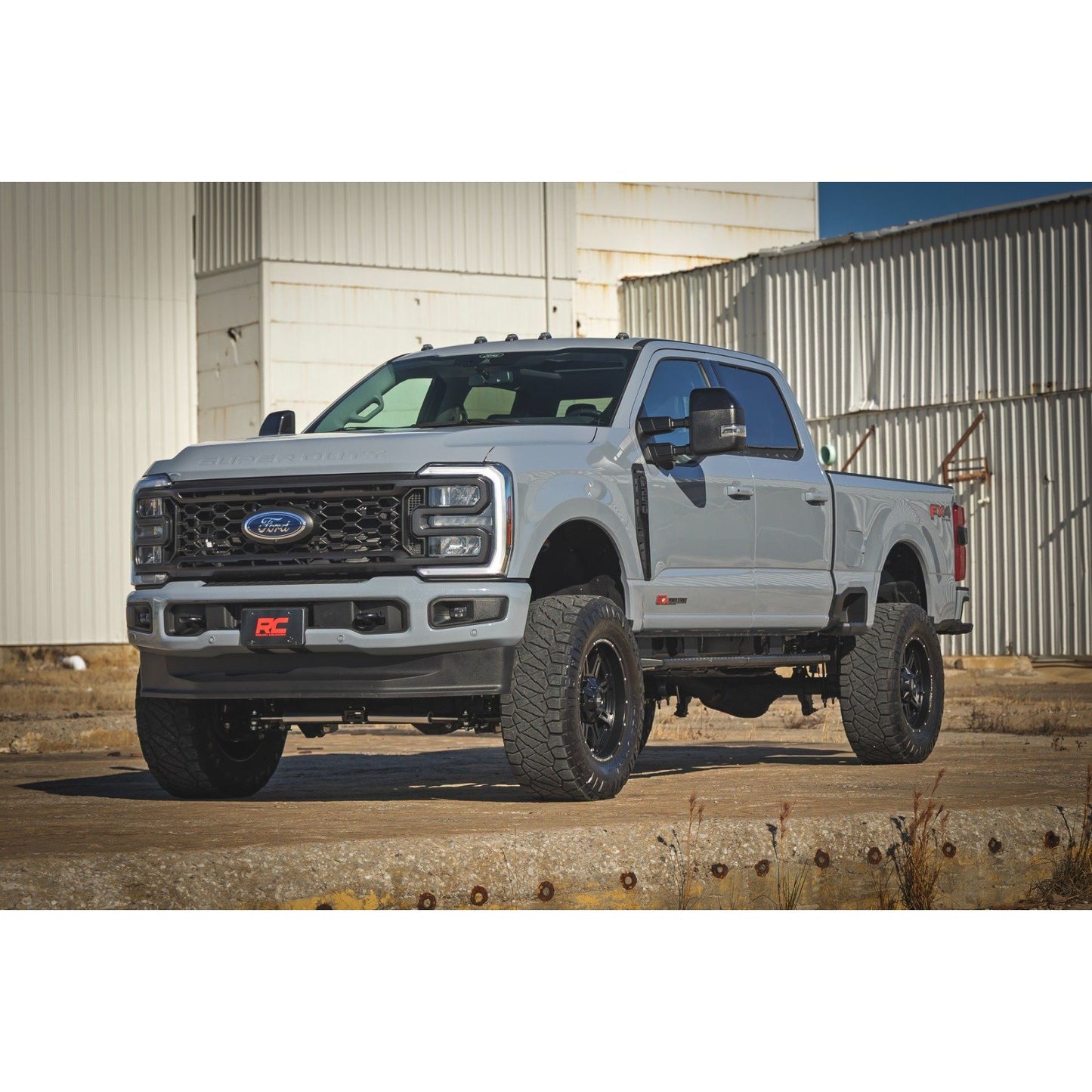 ROUGH COUNTRY 6 Inch Lift | C/O V2 | Ford F-250/F-350 Super Duty 4WD (2023-2025) | 400258