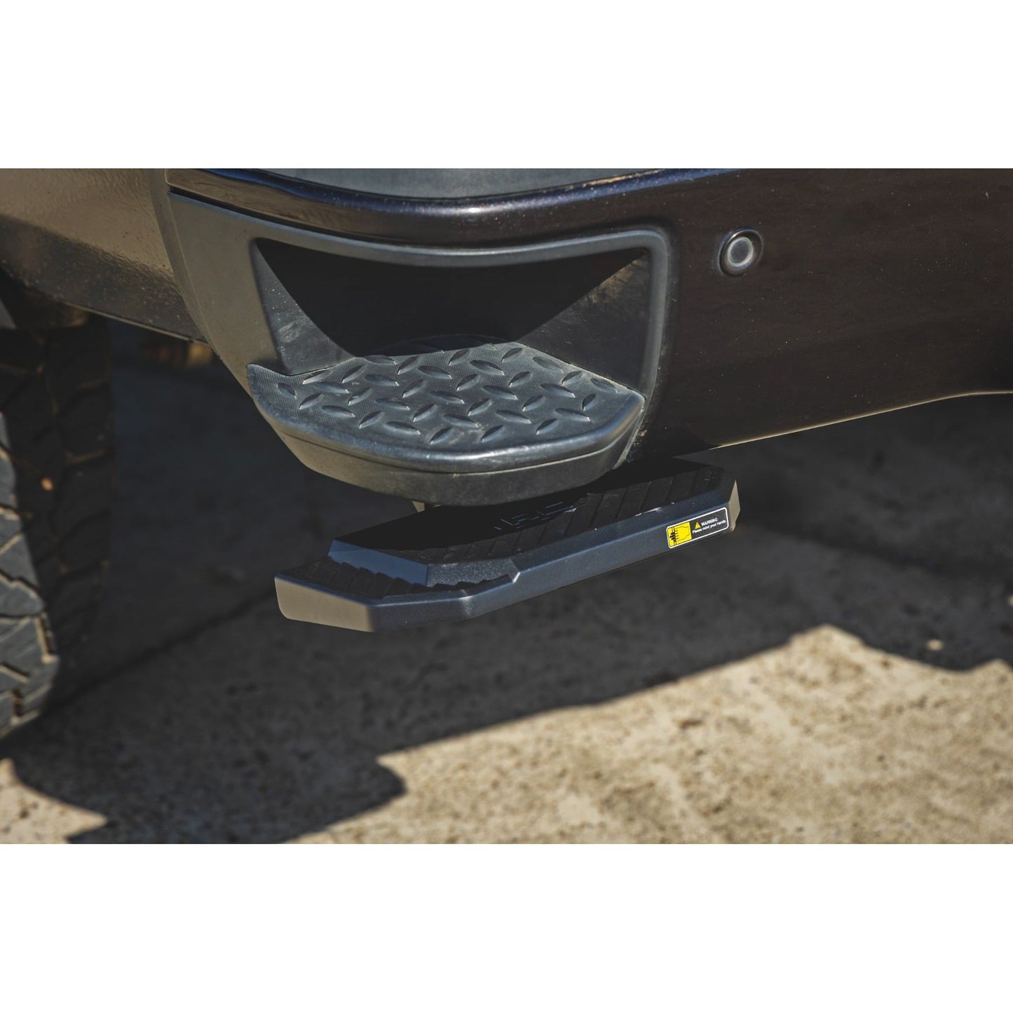 ROUGH COUNTRY | Retractable Bed Step  Manual Pull  Chevy/GMC 2500HD/3500HD (15-19) | PW059391