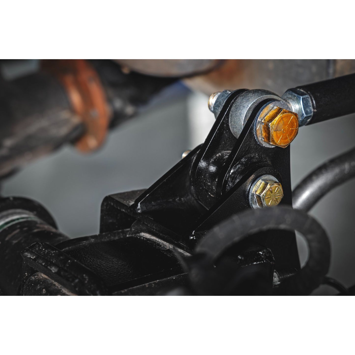 ROUGH COUNTRY | Traction Bar Kit  2-5 Inch Lowering Kit  Ford F-150 (2015-2026) | 51165