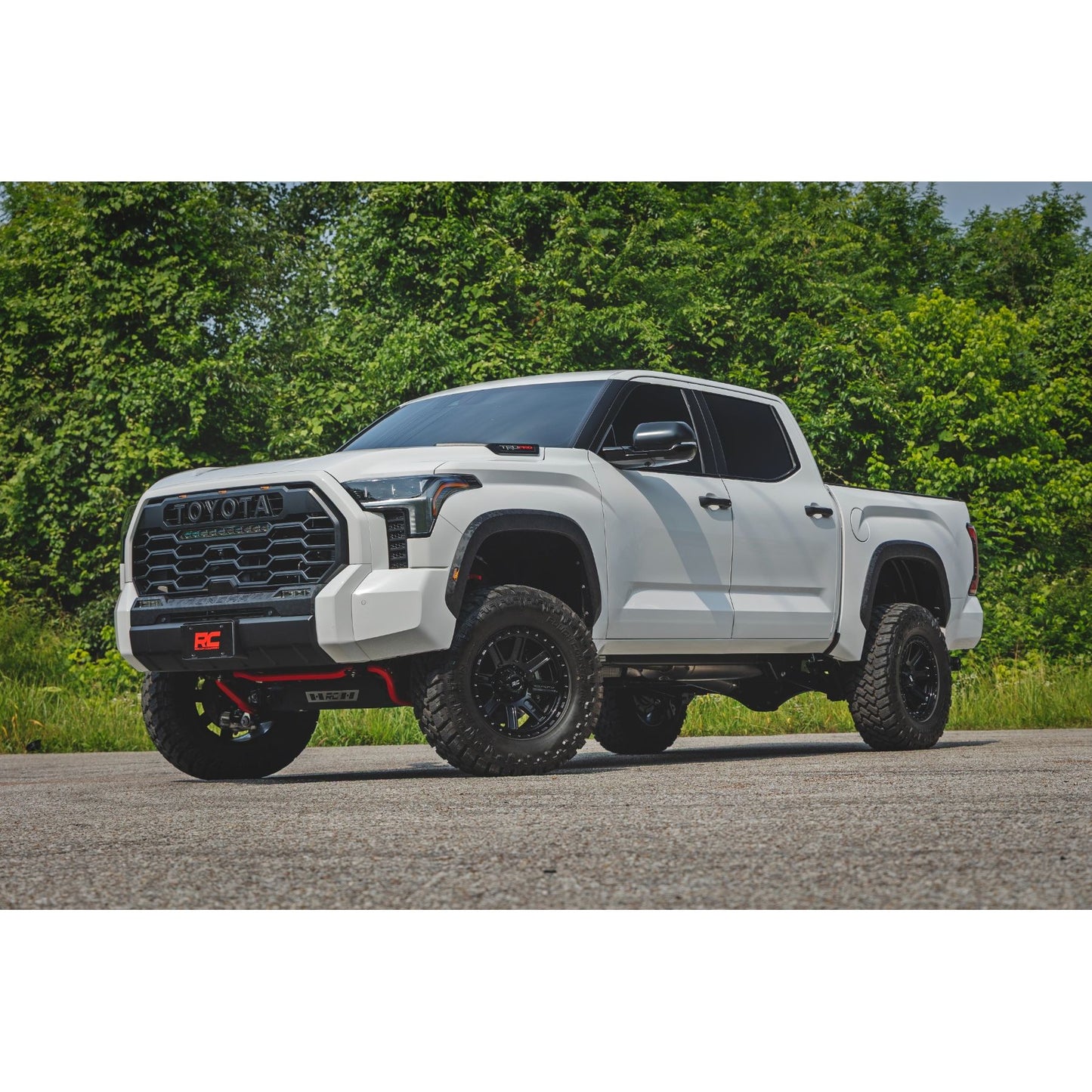 ROUGH COUNTRY | 6 Inch Lift Kit  Toyota Tundra TRD PRO 4WD (2022-2026) | 72700