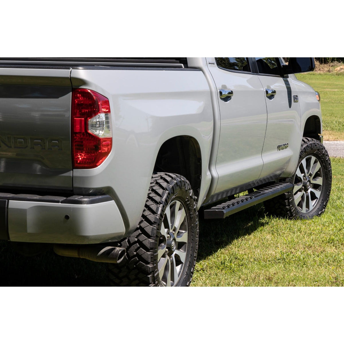 ROUGH COUNTRY RCS41005A 41005A BA2 Running Boards Side Toyota Tundra 07-21