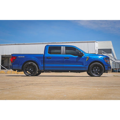 ROUGH COUNTRY | 2 Inch Lowering Kit  4 Inch Rear Lowering  M1  Ford F-150 4WD (2015-2026) | 47540