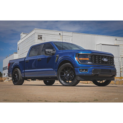 ROUGH COUNTRY | 2 Inch Lowering Kit  4 Inch Rear Lowering  M1  Ford F-150 4WD (2015-2026) | 47540