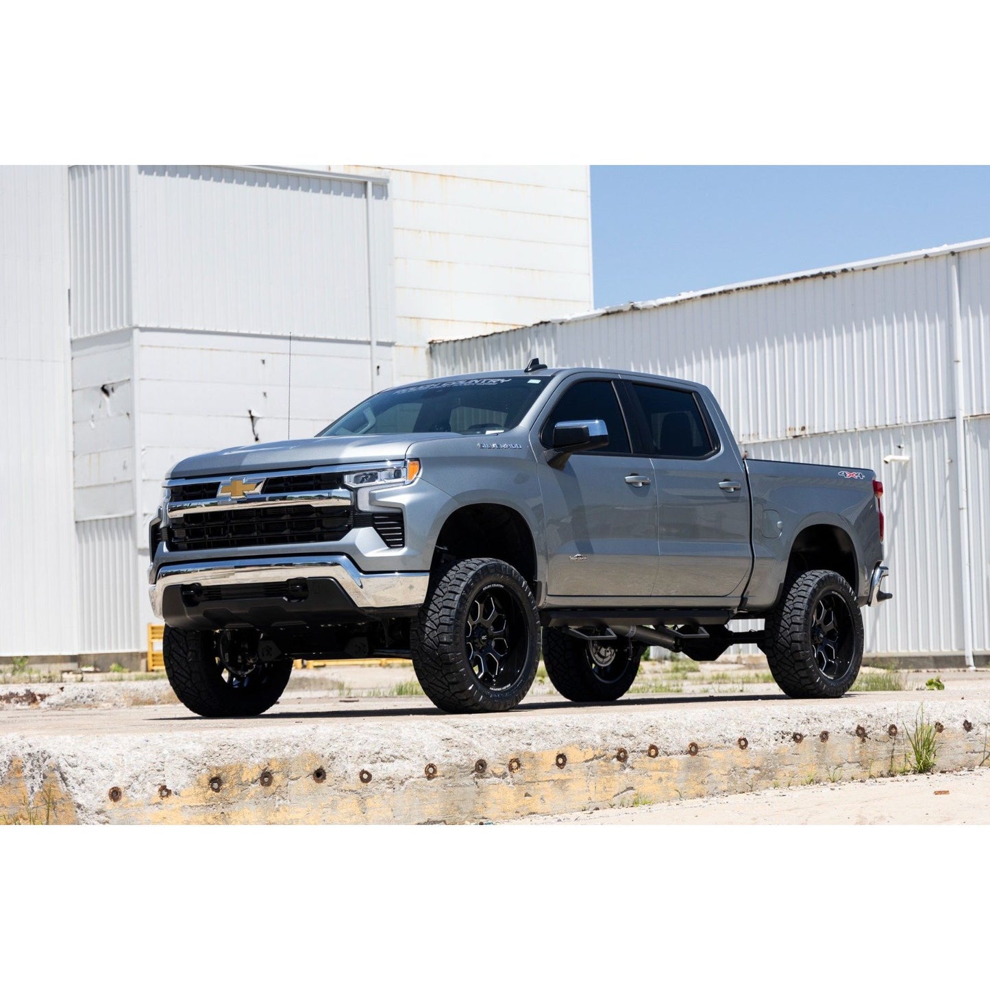 ROUGH COUNTRY 6 Inch Lift Kit | M1 Struts/M1 | Chevy Silverado 1500 4WD (2019-2024 & Classic) | 21740