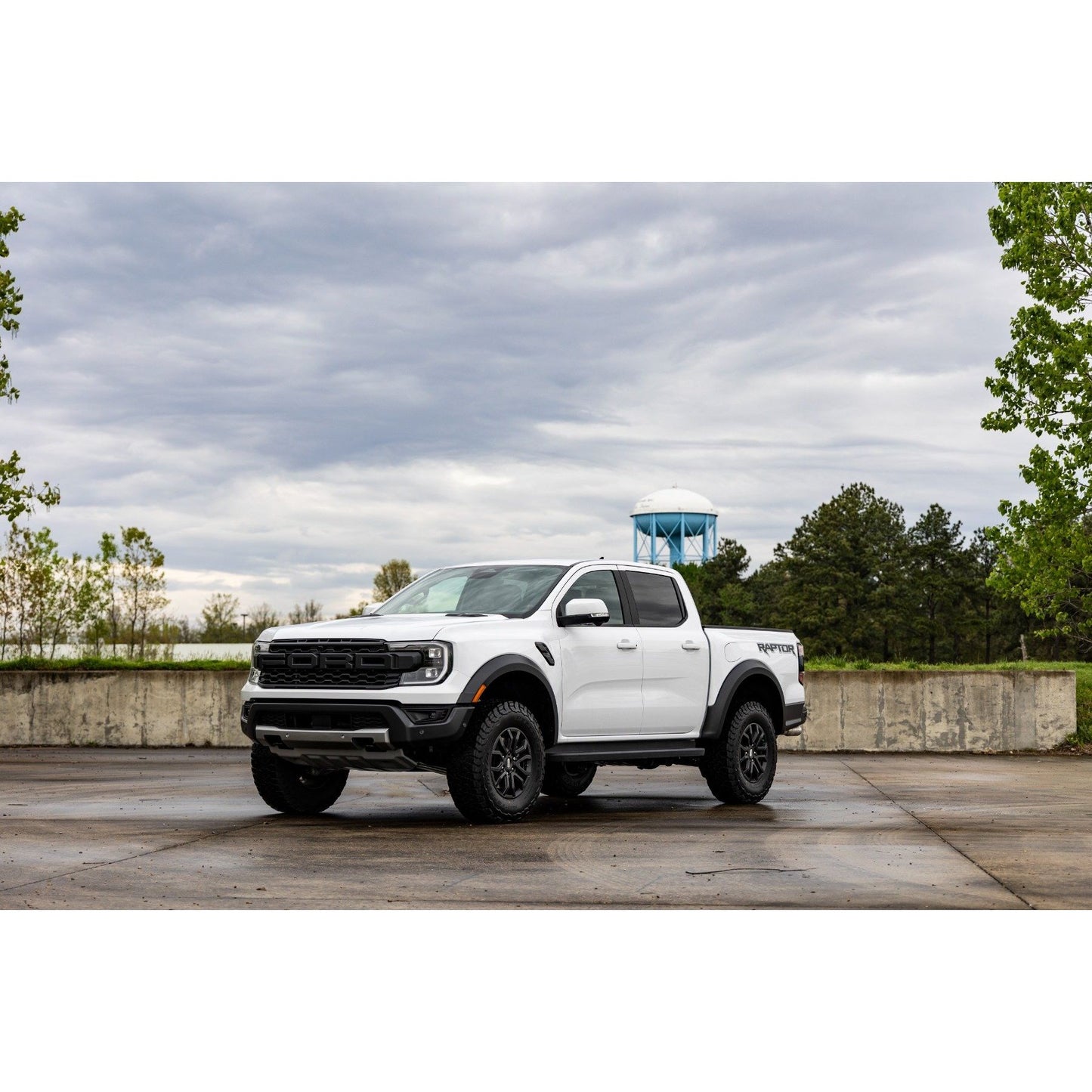 ROUGH COUNTRY 2 Inch Leveling Kit | Ford Ranger Raptor 4WD (2024-2025) | 50016