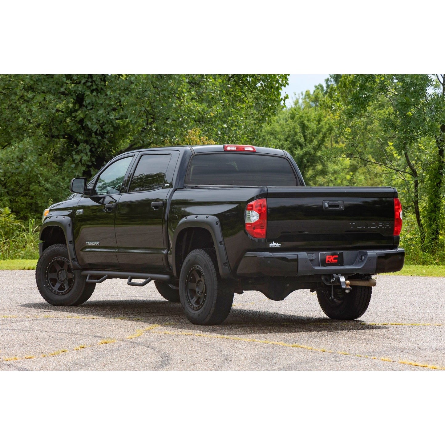ROUGH COUNTRY Nerf Steps | Cab Length | CrewMax | 5'7" Bed | Toyota Tundra 2WD/4WD (07-21) | RCT0786CCB