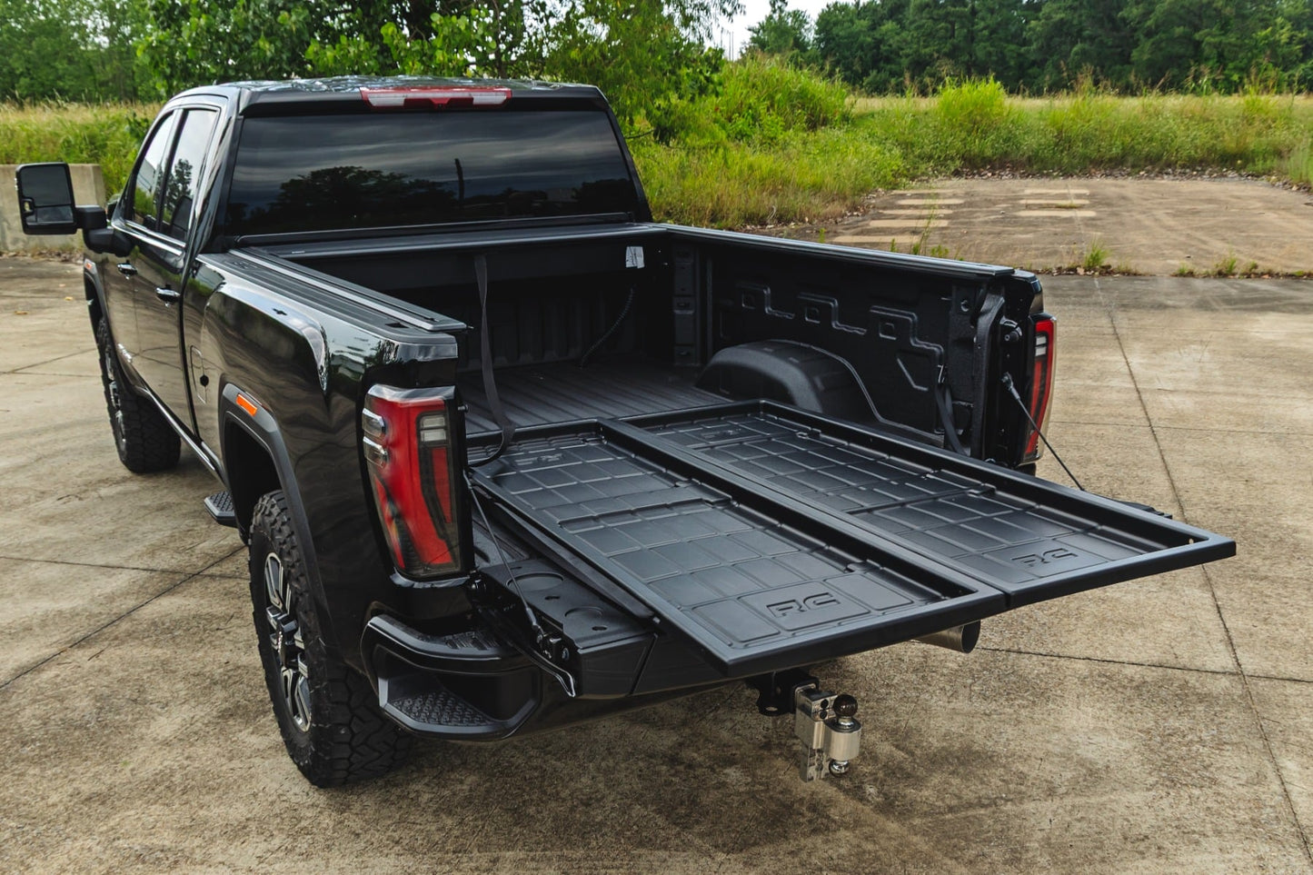 ROUGH COUNTRY | Slide-Out Truck Bed Cargo Trays  Fits 6'7"–6'10" Beds  Easy Tailgate Access | 10215
