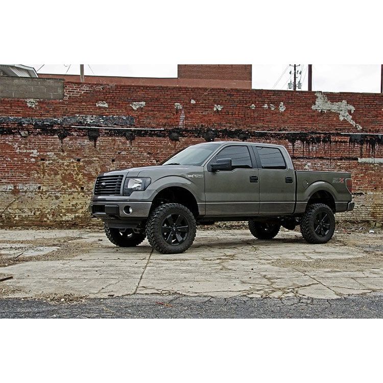 ROUGH COUNTRY 6 Inch Lift Kit | M1 Struts/M1 | Ford F-150 4WD (2014) | 57540