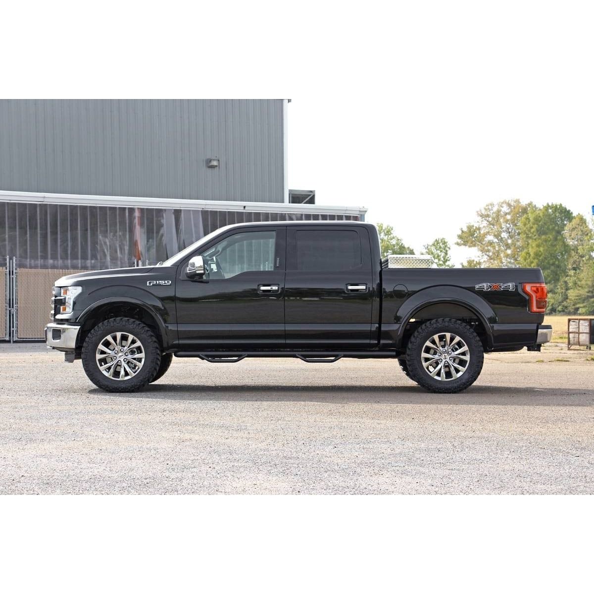 ROUGH COUNTRY 2 Inch leveling Kit | Aluminum | Ford F-150 (14-25)/Raptor (19-20)  | 569
