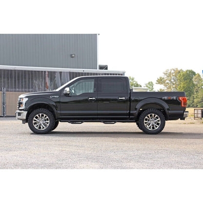 ROUGH COUNTRY 2 Inch leveling Kit | Aluminum | Ford F-150 (14-25)/Raptor (19-20)  | 569