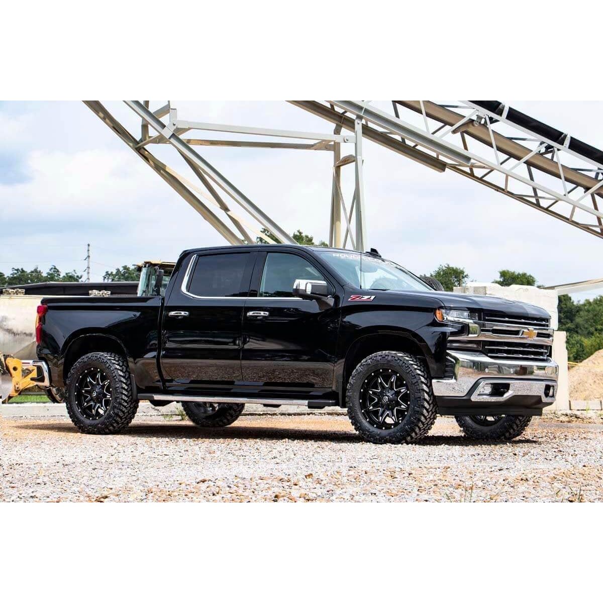 ROUGH COUNTRY 2 Inch Leveling Kit | Chevy/GMC Sierra 1500 (19-26)/Silverado 1500 (19-26)  | 1323