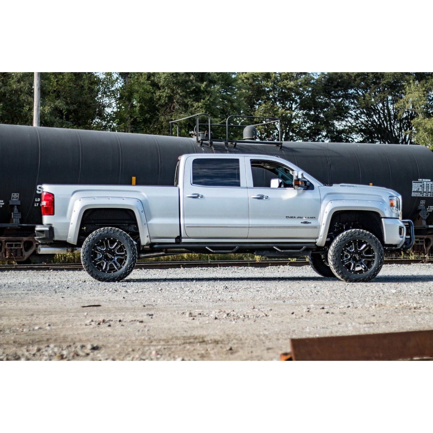 ROUGH COUNTRY 5 Inch Lift Kit | Torsion Drop | M1 | Chevy/GMC 2500HD/3500HD (11-19) | 10340