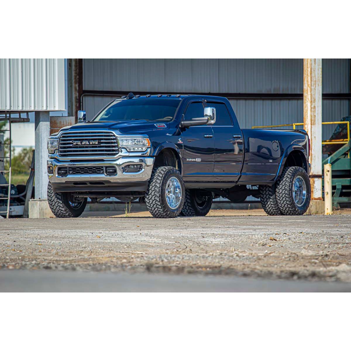ROUGH COUNTRY 5 Inch Lift Kit | DRW | OE Rear Air | Ram 3500 4WD (2020-2024) | 30930