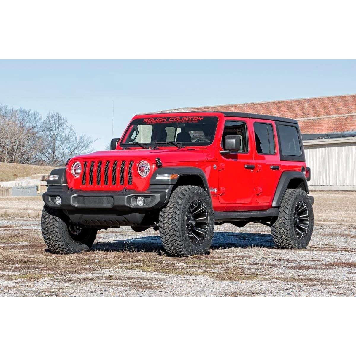 ROUGH COUNTRY 2.5 Inch Lift Kit | Coils | M1 | Jeep Wrangler Unlimited 4WD (2018-2023) | 66640