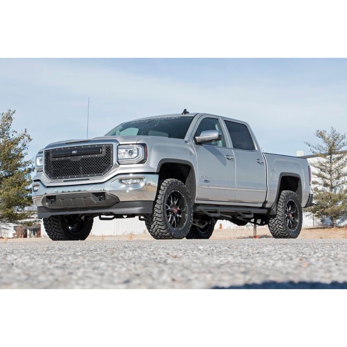 ROUGH COUNTRY 3.5 Inch Lift Kit | Cast Steel LCA | Chevy/GMC 1500 (14-18 & Classic) | 12430