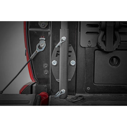 ROUGH COUNTRY Flag Pole Holder | Bed Rail | 117501