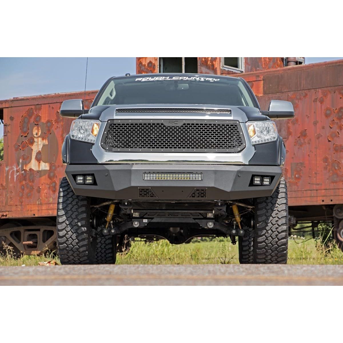 ROUGH COUNTRY Mesh Grille | Toyota Tundra 2WD/4WD (2014-2017) | 70222