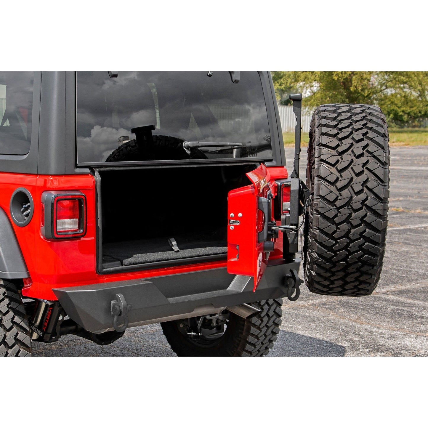 ROUGH COUNTRY Rear Bumper | Trail | Tire Carrier | Jeep Wrangler JL (18-25)/Wrangler Unlimited (18-25)  | 10598