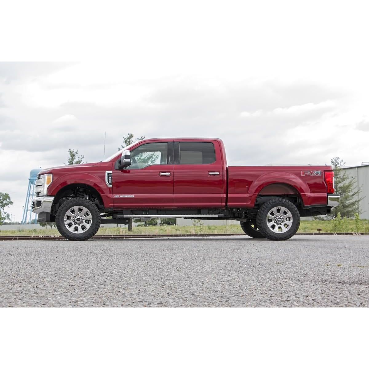 ROUGH COUNTRY | 3 Inch Lift Kit  M1  Ford F-250 Super Duty 4WD (2017-2022) | 50240