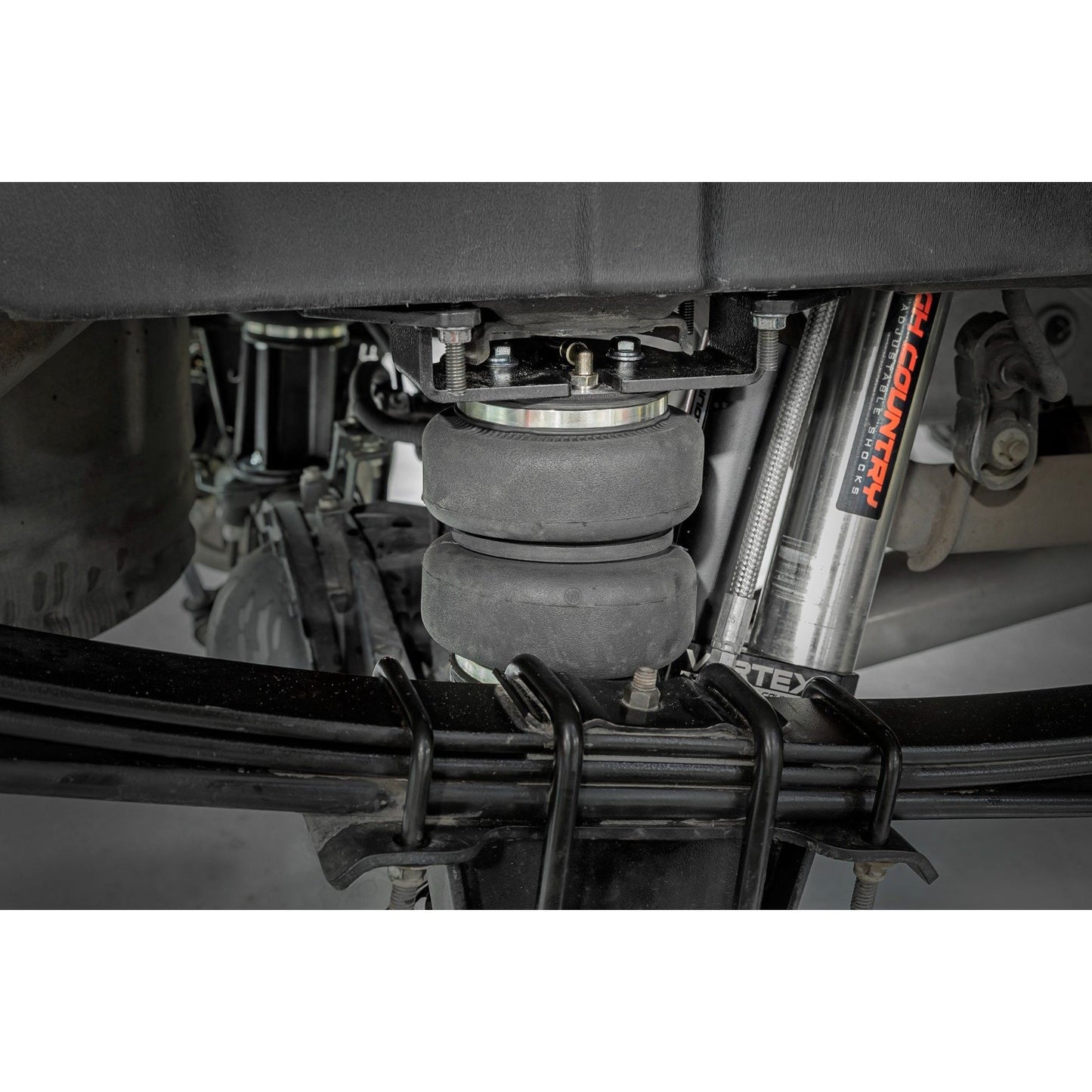 ROUGH COUNTRY Air Spring Kit w/compressor | Wireless Controller | Chevy/GMC Sierra/Silverado 1500 (19-25)  | 100116WC