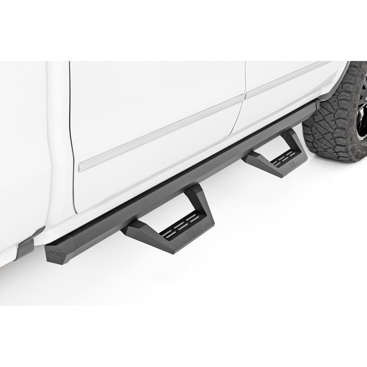 ROUGH COUNTRY SRX2 Adj Aluminum Step | Crew Cab | Chevy/GMC 1500/2500HD/3500HD (07-18 & Classic) | 11009A