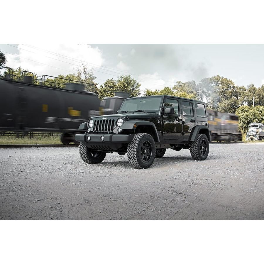 ROUGH COUNTRY 2.5 Inch Lift Kit | Coils | Jeep Wrangler Unlimited 2WD/4WD (2007-2018) | 67930