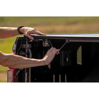 ROUGH COUNTRY Hard Roll Up Bed Cover | 6'10" Bed | Ford F-250/F-350 Super Duty (17-26) | 50517650