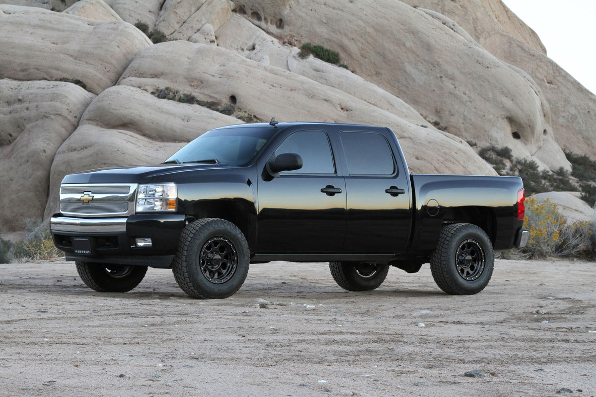 FABTECH | 3" Ball Joint UCA Lift Kit w/ Rear Stealth Shocks | Chevy Silverado / Gmc Sierra | K1059M — product image 2