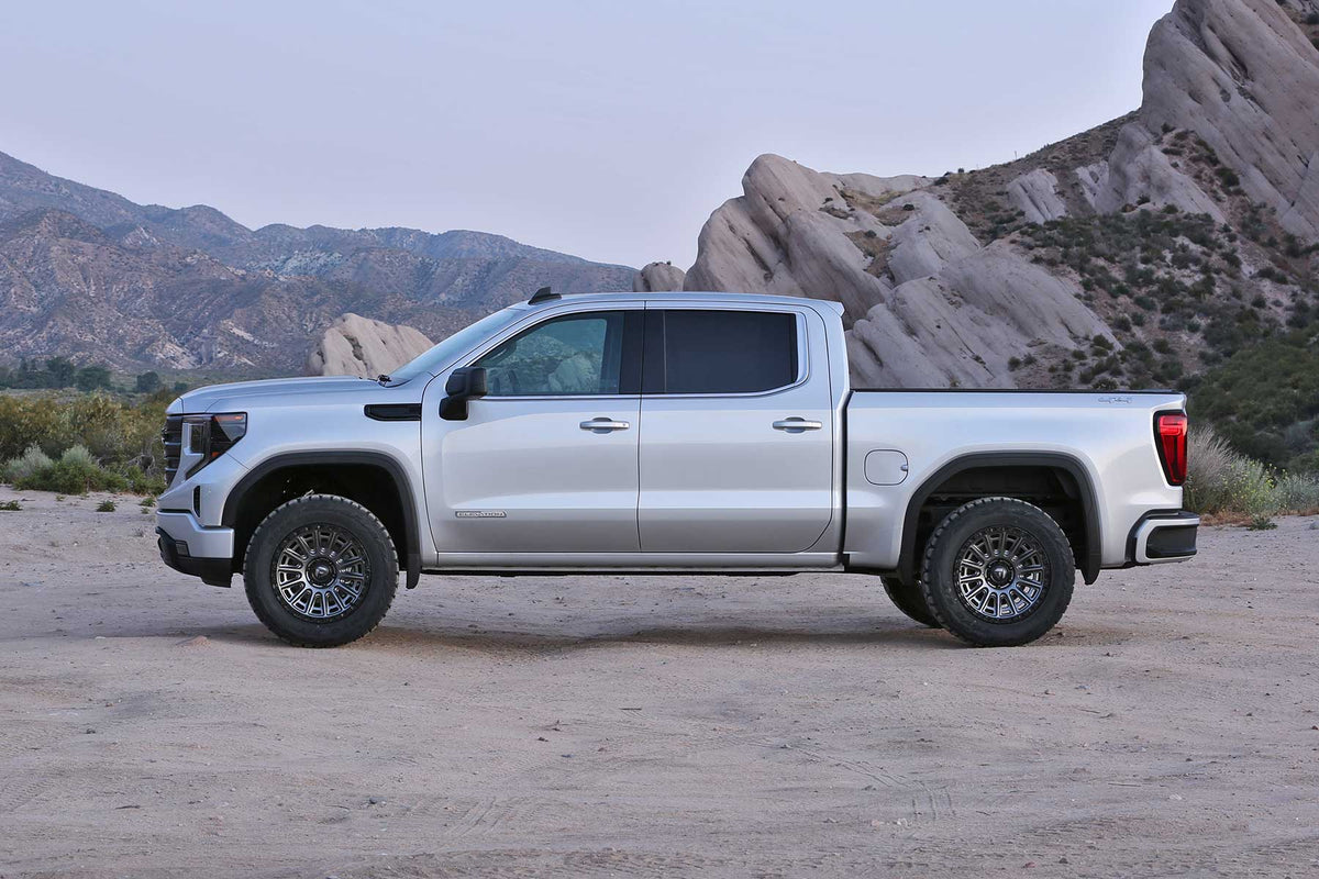 FABTECH | 3" Ball Joint UCA Lift Kit – Front Dirt Logic 2.5 Coilovers & Rear Dirt Logic 2.25 Shocks | Chevy Silverado / Gmc Sierra | K1189DL — product image 3