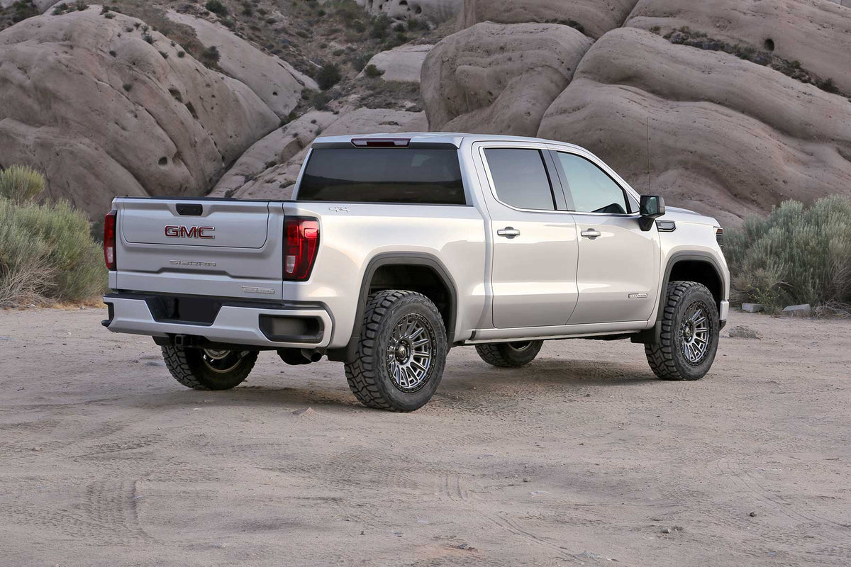 FABTECH | 3" Ball Joint UCA Lift Kit – Front Dirt Logic 2.5 Coilovers & Rear Dirt Logic 2.25 Shocks | Chevy Silverado / Gmc Sierra | K1189DL — product image 5