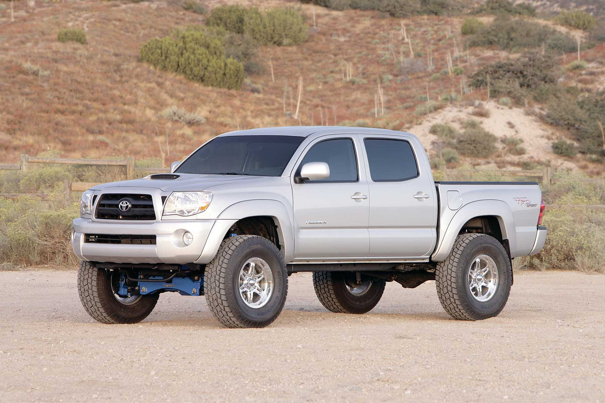 FABTECH | 6" Performance System w/ Front Dirt Logic 2.5 Coilovers & Rear Dirt Logic Shocks | Toyota Tacoma | K7020DL — product image 2