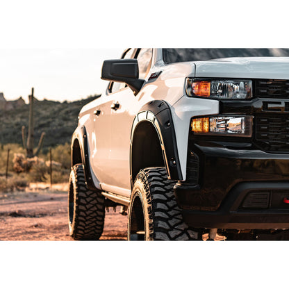 ROUGH COUNTRY | Defender Fender Flares  GAN Silver Ice Metallic  Chevy Silverado 1500 (19-26) | A-C12211-GAN