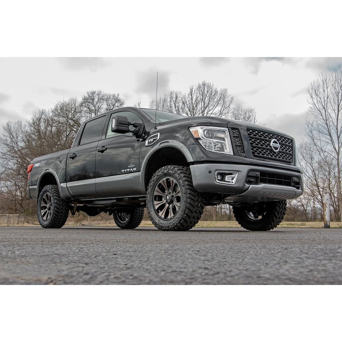 ROUGH COUNTRY | 3 Inch Lift Kit  N3 Shocks  Nissan Titan 2WD/4WD (2004-2024) | 83430