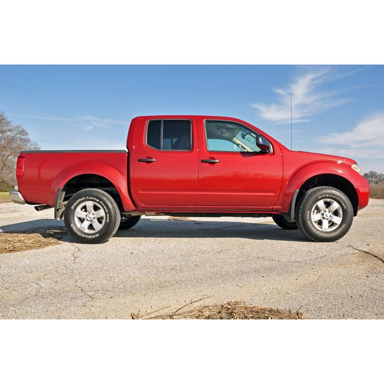 ROUGH COUNTRY 2.5 Inch Leveling Kit | Nissan Frontier (05-25)/Xterra (05-15)  | 865