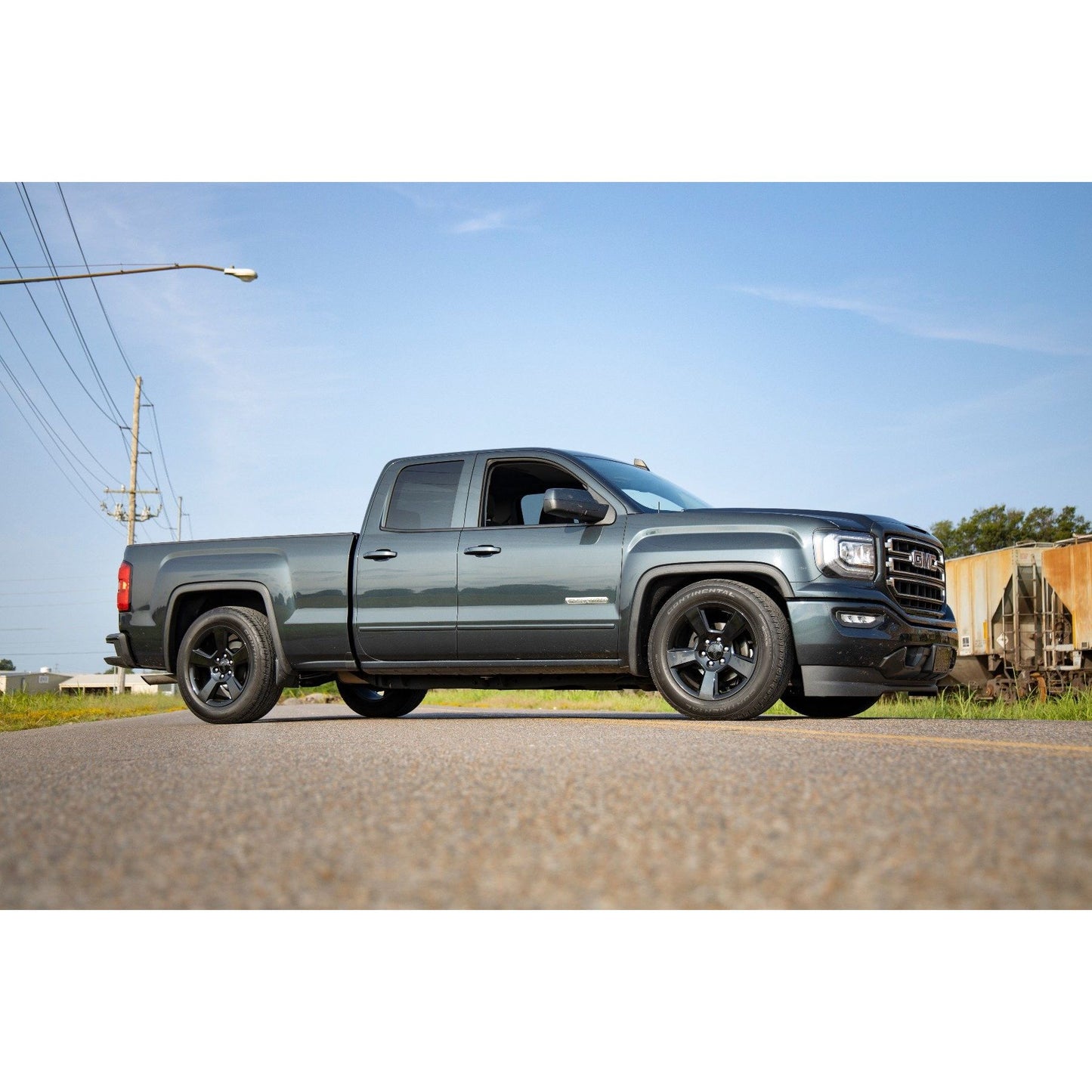 ROUGH COUNTRY 2 Inch Lowering Kit | 4 Inch Rear Lowering | Alum/Stamped Knuckle | Chevy/GMC 1500 (14-18) | 71630