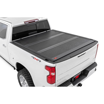 ROUGH COUNTRY Hard Low Profile Bed Cover | 5'9" Bed | Rail Caps | Chevy/GMC 1500/2500HD/3500HD (14-19 & Classic) | 47119551B