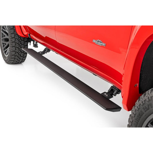 ROUGH COUNTRY Power Running Boards | Dual Electric Motor | Crew Cab | Chevy/GMC 1500/2500HD/3500HD 2WD/4WD | PSR51518
