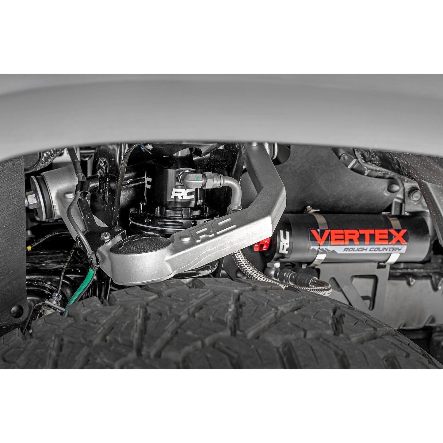 ROUGH COUNTRY 3.5 Inch Lift Kit | Red UCA | Vertex/V2 | Toyota Tacoma 2WD/4WD (2005-2023) | 74257RED