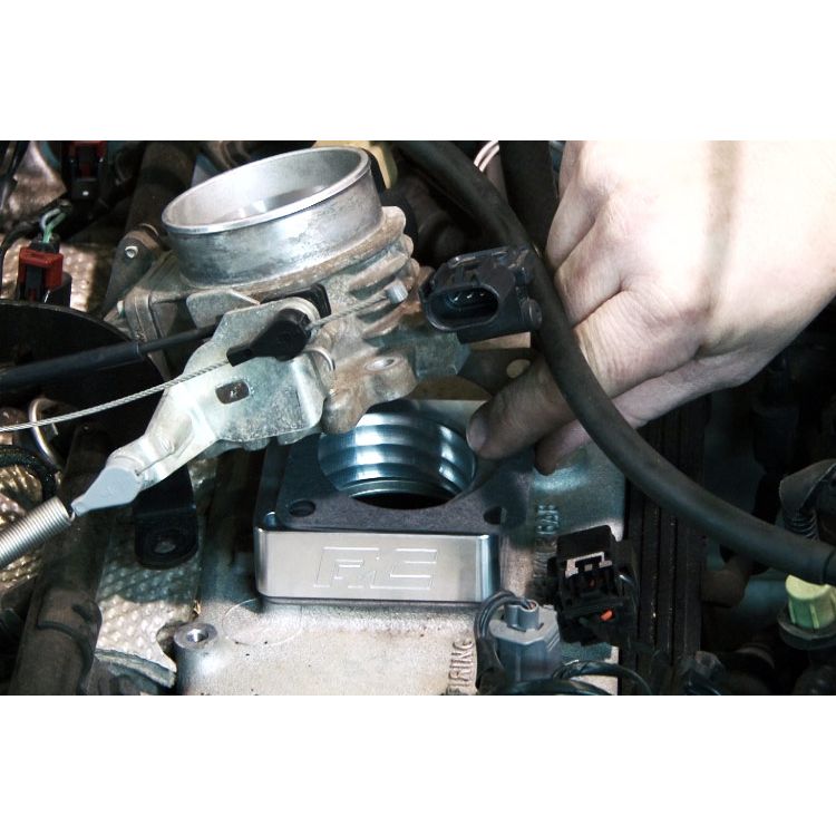ROUGH COUNTRY Throttle Body Spacer | Jeep Comanche MJ/Wrangler TJ/Wrangler Unlimited  | 1068