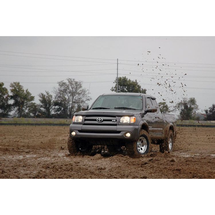 ROUGH COUNTRY 2.5 Inch Lift Kit | N3 Struts | Toyota Tundra 4WD (2000-2006) | 75031