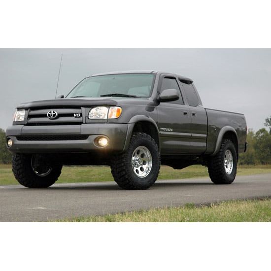 ROUGH COUNTRY 2.5 Inch Lift Kit | Toyota Tundra 2WD/4WD (2000-2006) | 75030