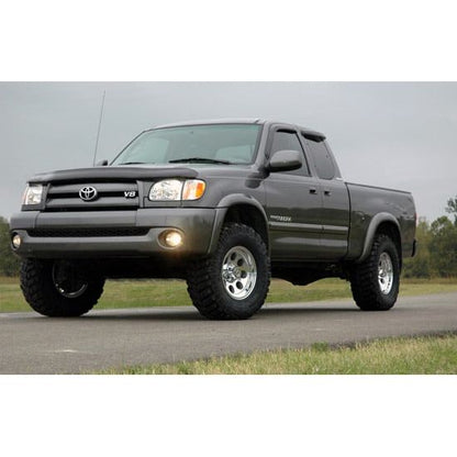 ROUGH COUNTRY 2.5 Inch Lift Kit | N3 Struts | Toyota Tundra 4WD (2000-2006) | 75031